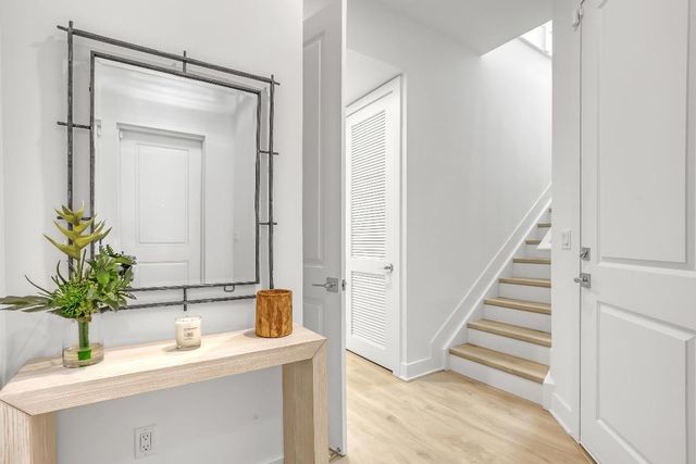 113 Royal Palm Circle, Tequesta, FL 33469