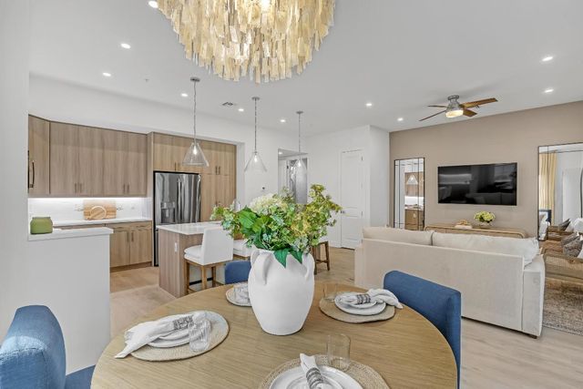 113 Royal Palm Circle, Tequesta, FL 33469