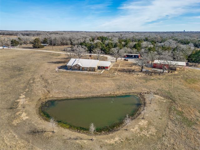 710 County Road 232, Collinsville, TX 76233
