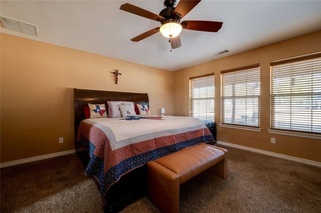 710 County Road 232, Collinsville, TX 76233