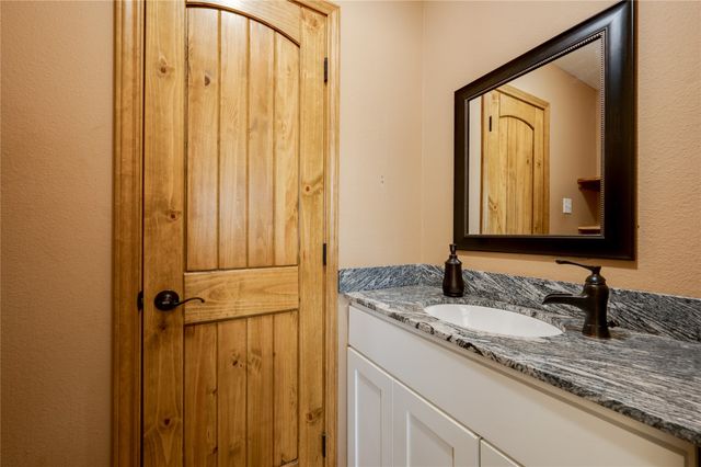 710 County Road 232, Collinsville, TX 76233