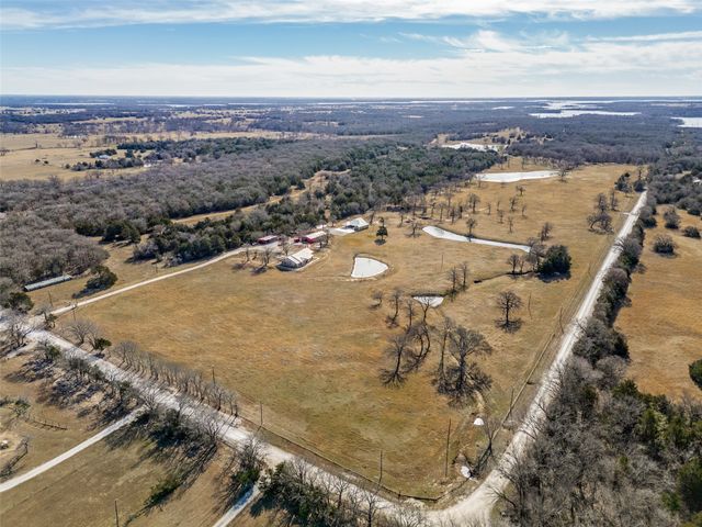 710 County Road 232, Collinsville, TX 76233