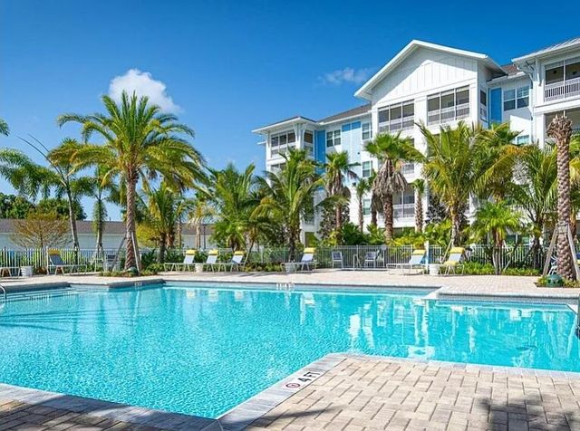 1900 NW Federal Highway, Stuart, FL 34994