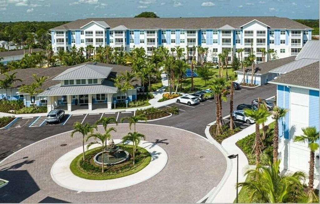 1900 NW Federal Highway, Stuart, FL 34994