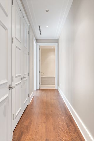 118 E Erie Street 18B, Chicago, IL 60611