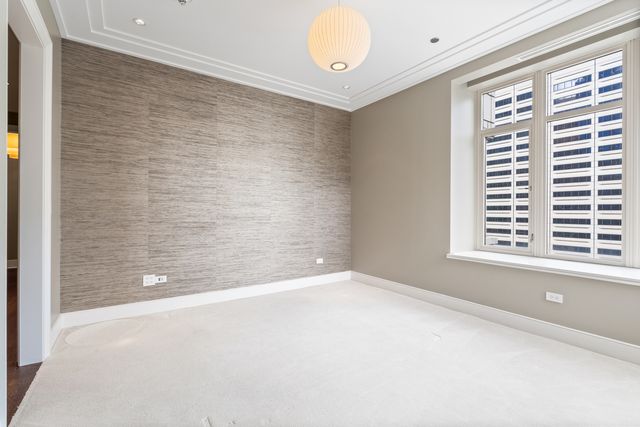 118 E Erie Street 18B, Chicago, IL 60611