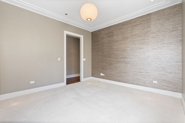 118 E Erie Street 18B, Chicago, IL 60611