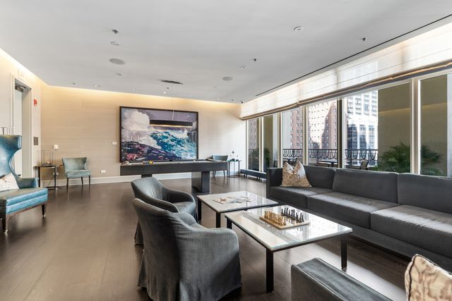 118 E Erie Street 18B, Chicago, IL 60611