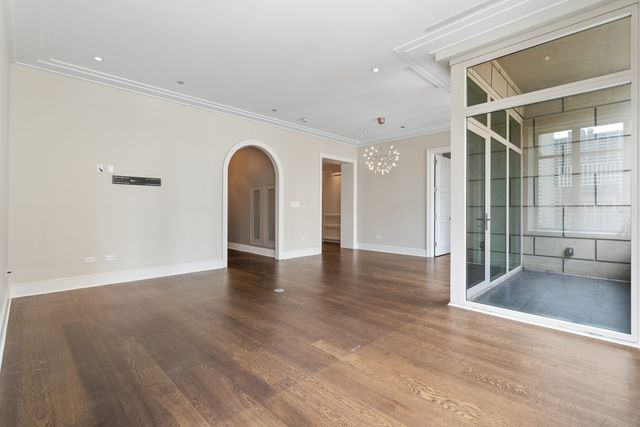 118 E Erie Street 18B, Chicago, IL 60611