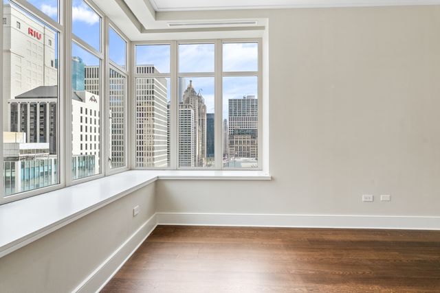118 E Erie Street 18B, Chicago, IL 60611