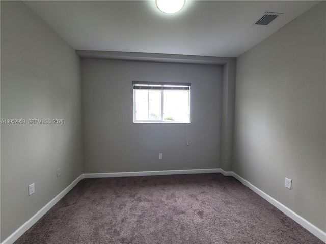 853 SW 2nd St 207, Miami, FL 33130