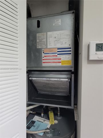 853 SW 2nd St 207, Miami, FL 33130