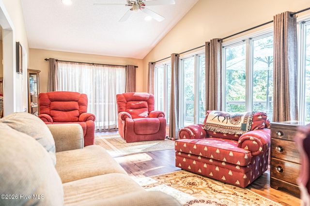 19 Highland Drive, Whispering Pines, NC 28327