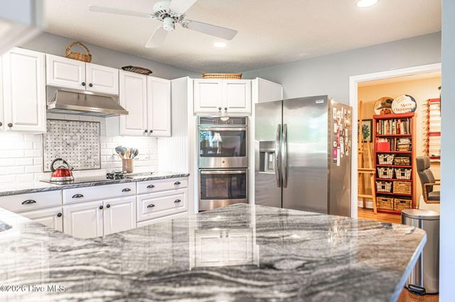 19 Highland Drive, Whispering Pines, NC 28327