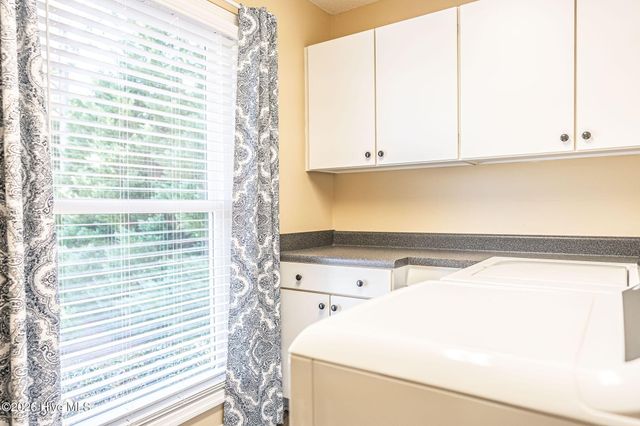 19 Highland Drive, Whispering Pines, NC 28327