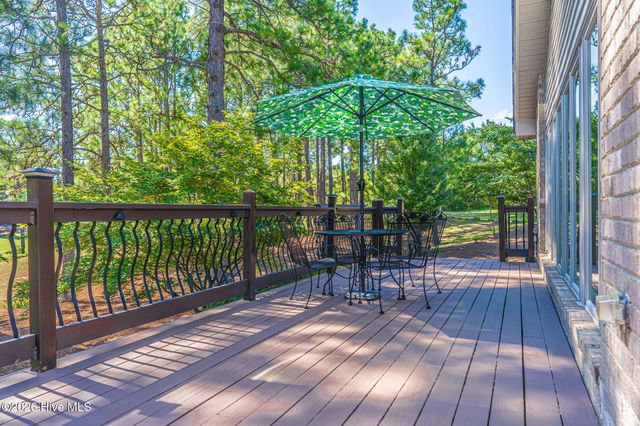19 Highland Drive, Whispering Pines, NC 28327