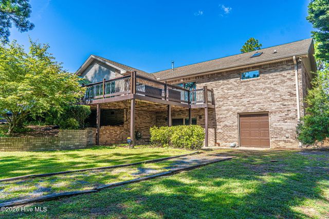 19 Highland Drive, Whispering Pines, NC 28327