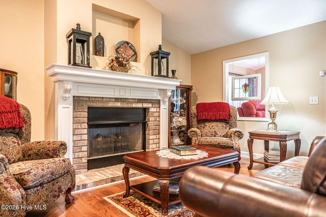 19 Highland Drive, Whispering Pines, NC 28327