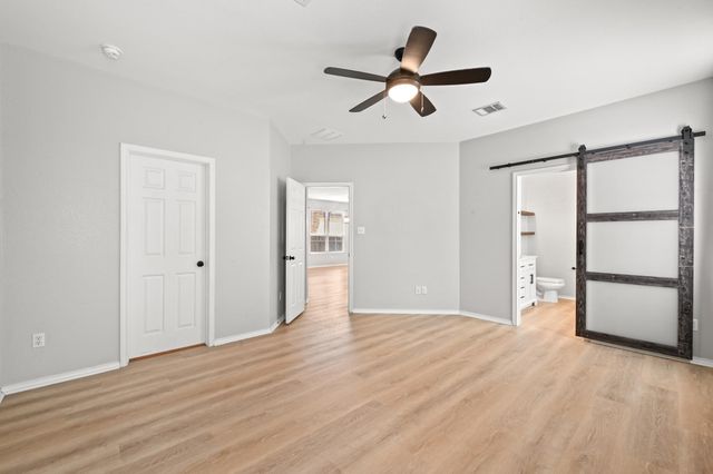 187 Lena LN, Kyle, TX 78640