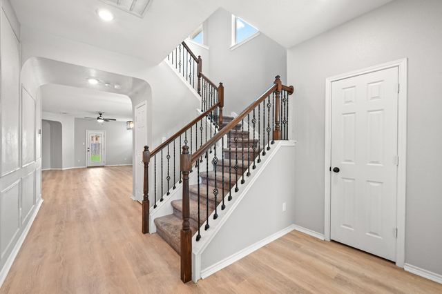 187 Lena LN, Kyle, TX 78640
