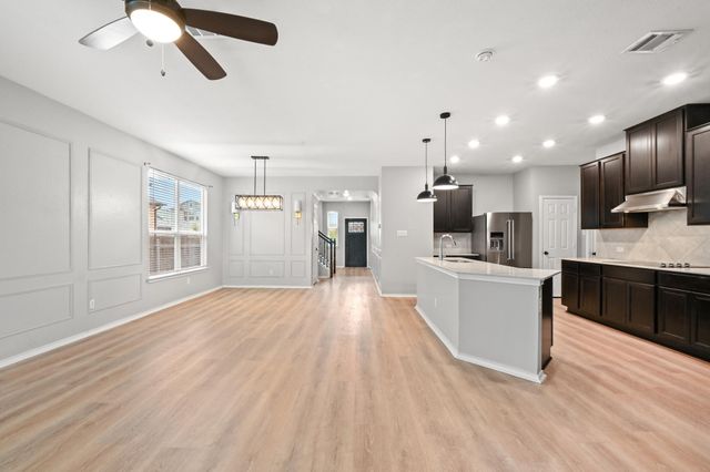 187 Lena LN, Kyle, TX 78640