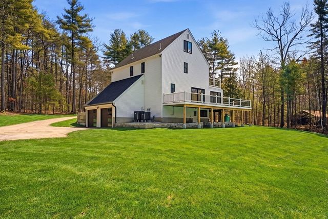 13 Sunridge Rd, Windham, NH 03087