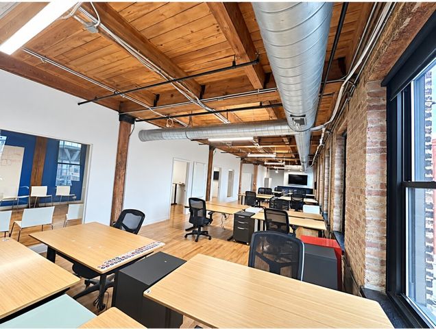 954 W Washington Boulevard, Chicago, IL 60607