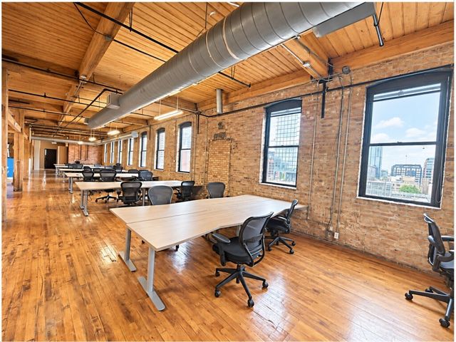 954 W Washington Boulevard, Chicago, IL 60607