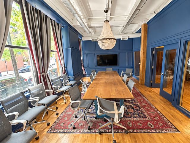 954 W Washington Boulevard, Chicago, IL 60607