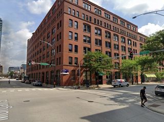 954 W Washington Boulevard, Chicago, IL 60607