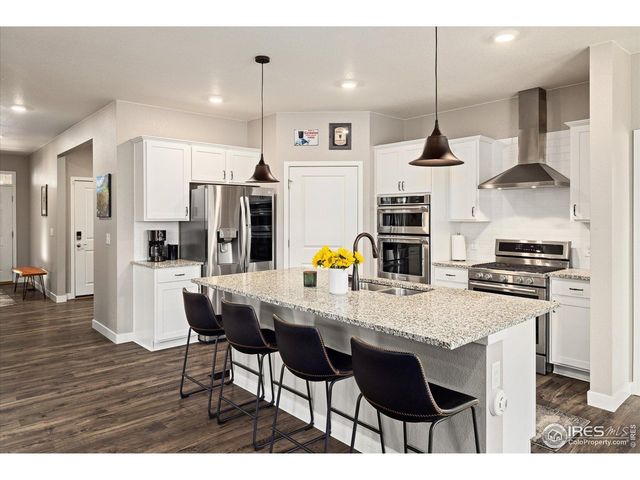 8900 Falcon St, Longmont, CO 80504