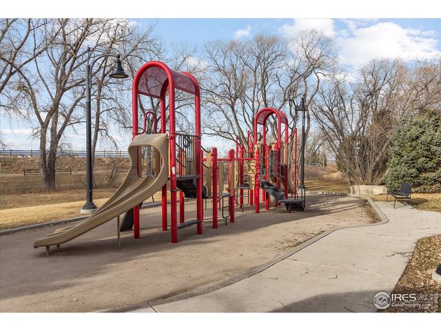 8900 Falcon St, Longmont, CO 80504