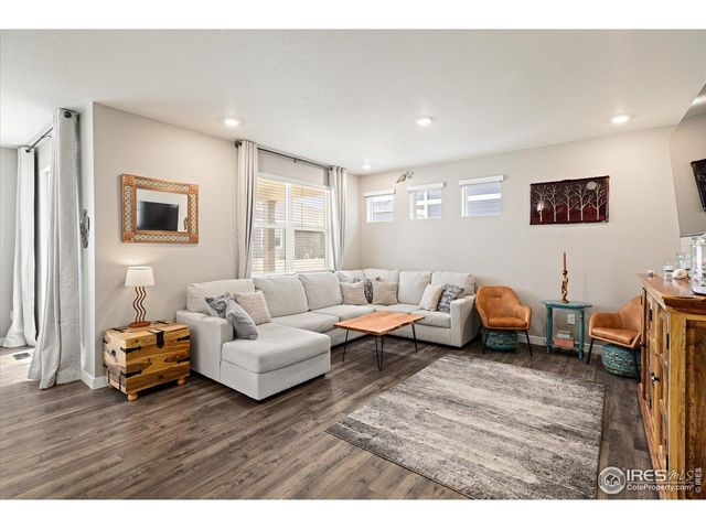 8900 Falcon St, Longmont, CO 80504