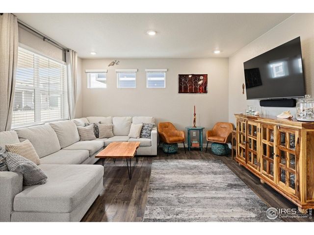 8900 Falcon St, Longmont, CO 80504