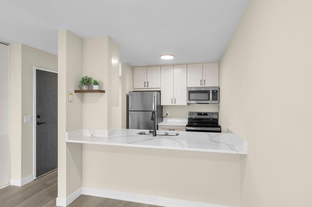 12948 Nicollet Avenue 101, Burnsville, MN 55337
