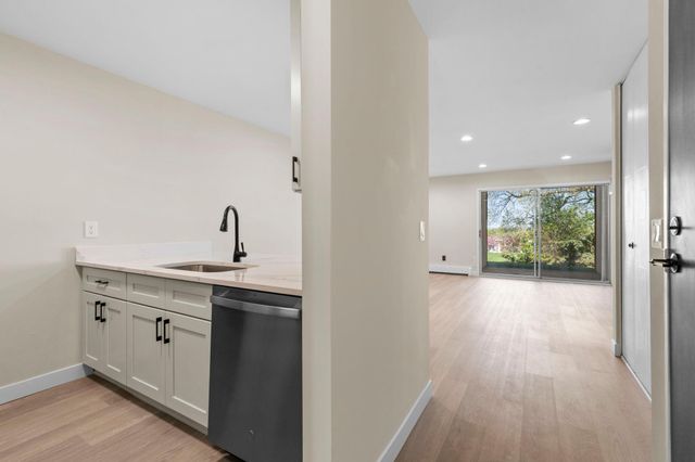 12948 Nicollet Avenue 101, Burnsville, MN 55337