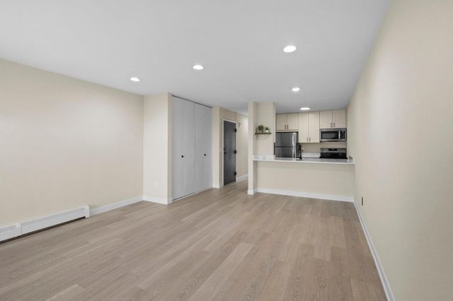 12948 Nicollet Avenue 101, Burnsville, MN 55337