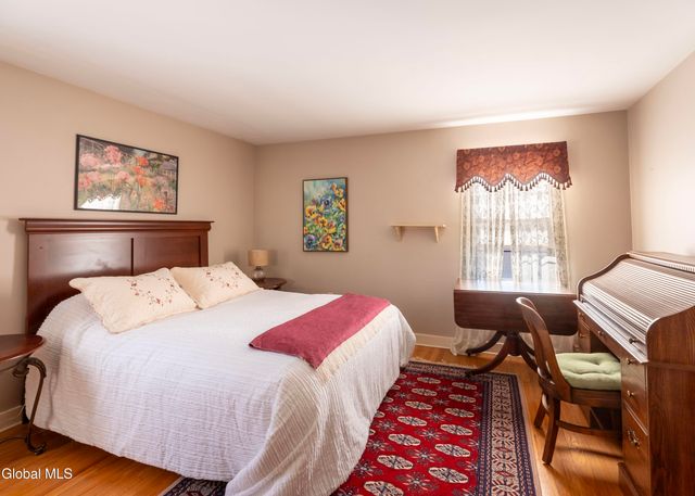 42 Thompson Hill Road, East Greenbush, NY 12144