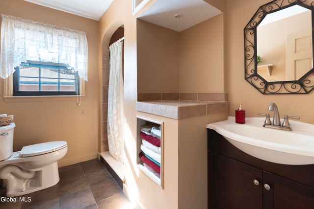 42 Thompson Hill Road, East Greenbush, NY 12144