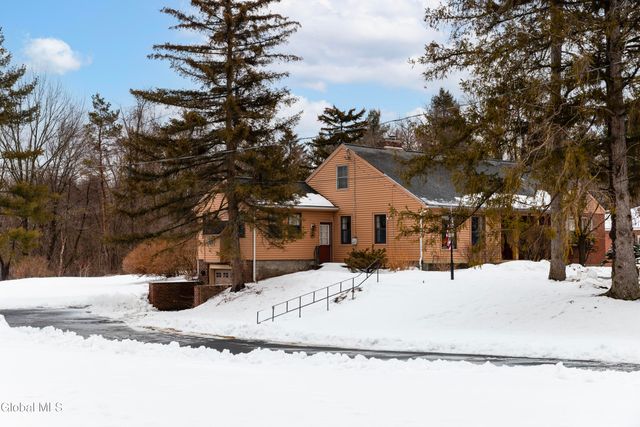 42 Thompson Hill Road, East Greenbush, NY 12144