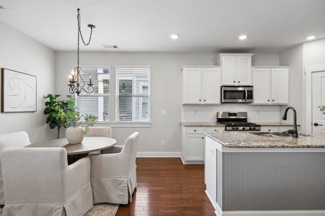 2764 Americus Dr, Thompsons Station, TN 37179