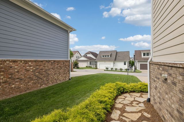 2764 Americus Dr, Thompsons Station, TN 37179