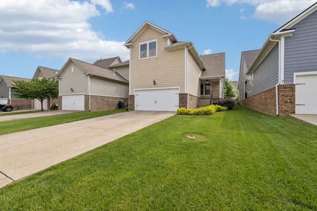 2764 Americus Dr, Thompsons Station, TN 37179