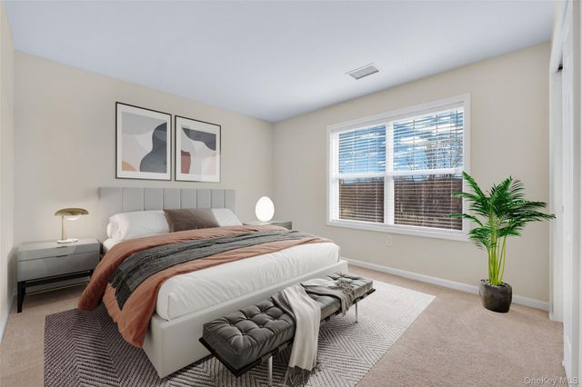 18 Four Corners Boulevard, Hopewell Junction, NY 12533