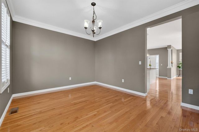 18 Four Corners Boulevard, Hopewell Junction, NY 12533