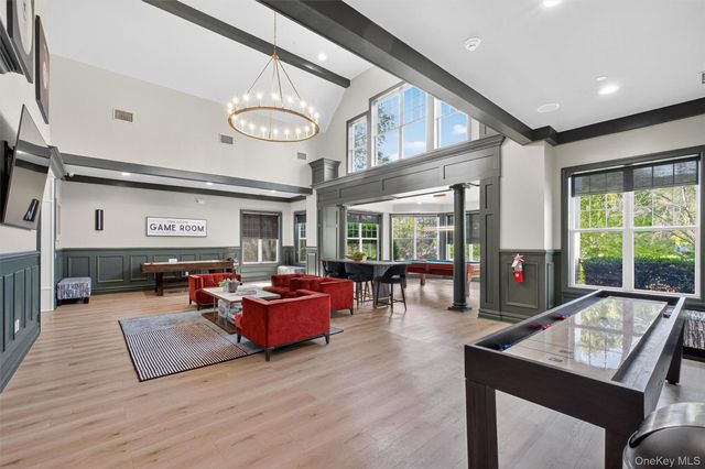 18 Four Corners Boulevard, Hopewell Junction, NY 12533