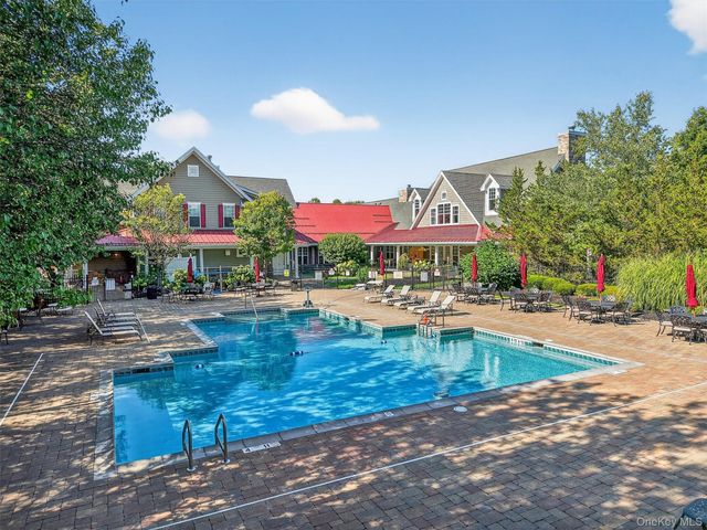 18 Four Corners Boulevard, Hopewell Junction, NY 12533