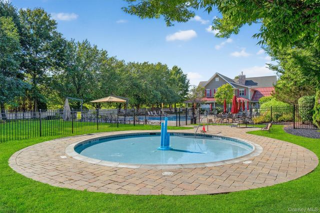 18 Four Corners Boulevard, Hopewell Junction, NY 12533