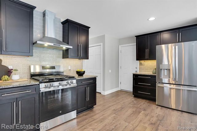 195 Corey Lane, Ortonville, MI 48462