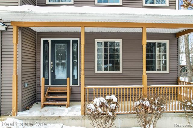 195 Corey Lane, Ortonville, MI 48462